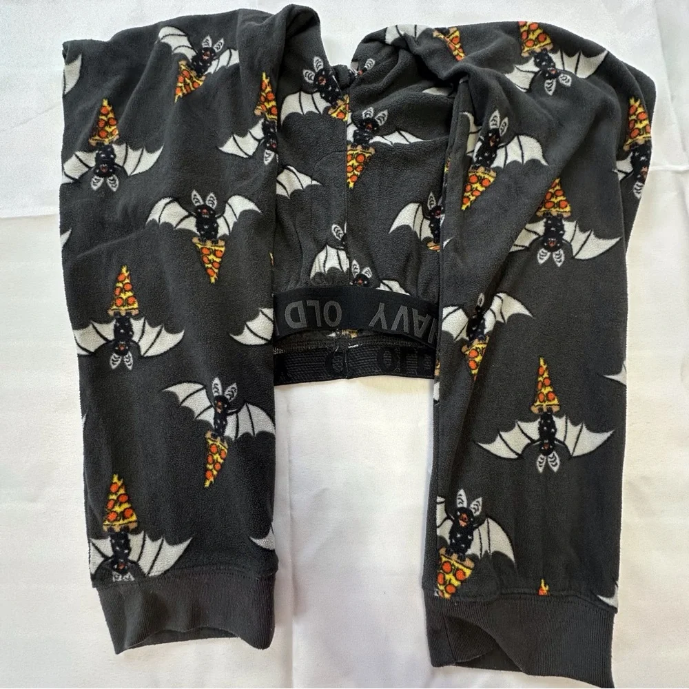 Old Navy Halloween theme dark gray‎ fleece pajama set boys L 10-12 bats pizza